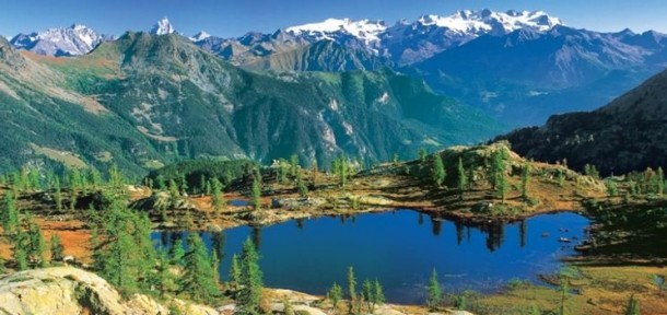 Valle d'Aosta, ai piedi dei giganti delle Alpi